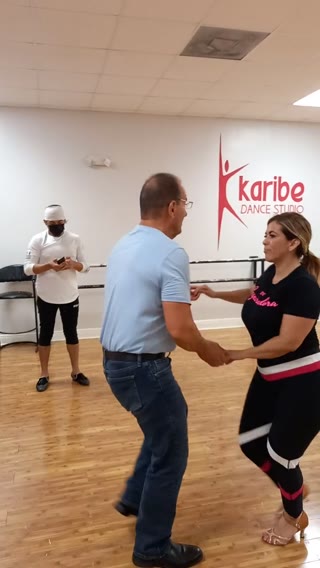 Salsa & Bachata Clip