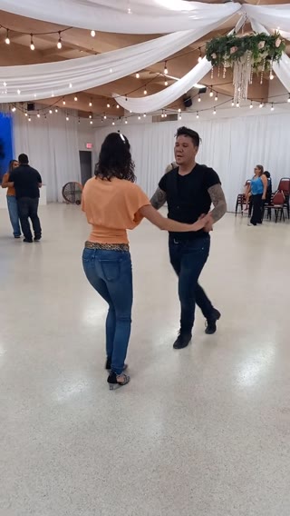Salsa & Bachata Clip