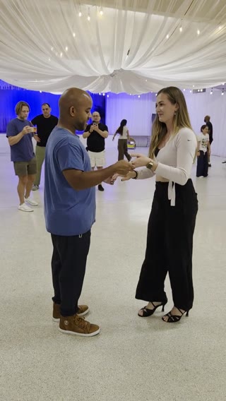 Salsa & Bachata Clip