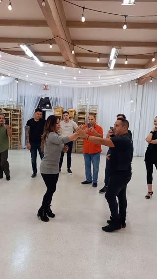 Salsa & Bachata Clip