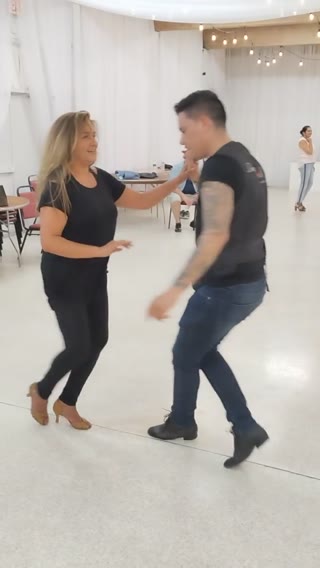 Salsa & Bachata Clip