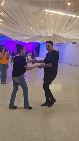 Salsa & Bachata Clip