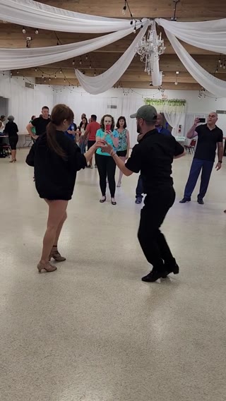 Salsa & Bachata Clip