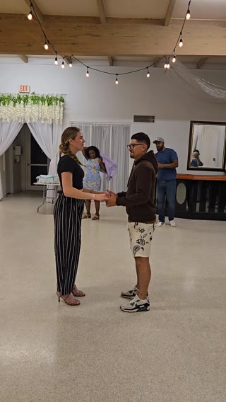 Salsa & Bachata Clip
