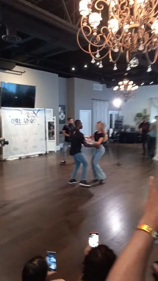 Salsa & Bachata Clip