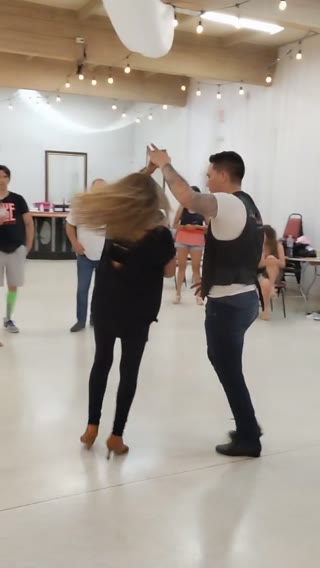 Salsa & Bachata Clip