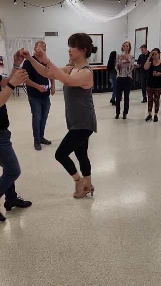 Salsa & Bachata Clip