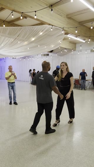 Salsa & Bachata Clip