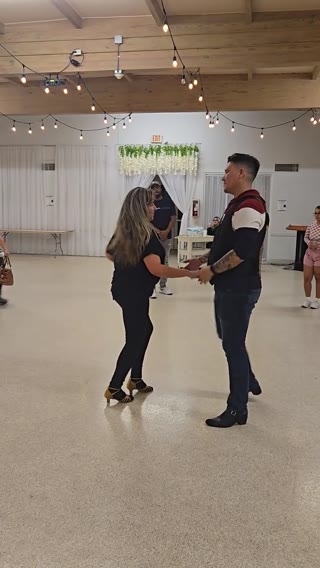 Salsa & Bachata Clip