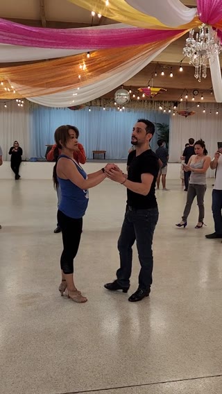 Salsa & Bachata Clip