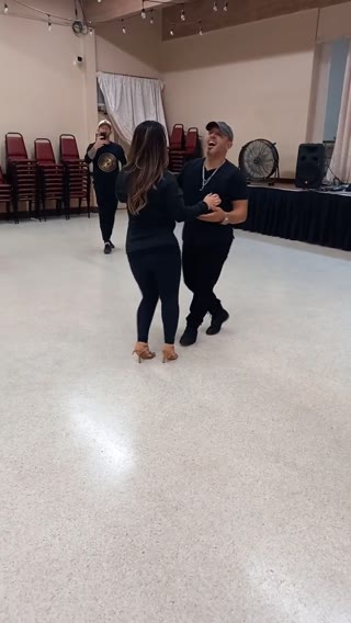 Salsa & Bachata Clip