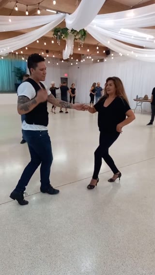 Salsa & Bachata Clip
