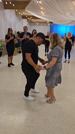 Salsa & Bachata Clip