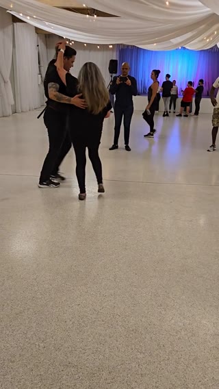Salsa & Bachata Clip