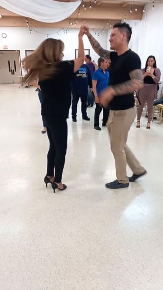 Salsa & Bachata Clip
