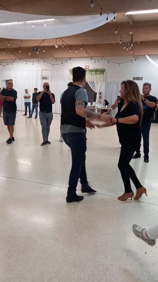 Salsa & Bachata Clip