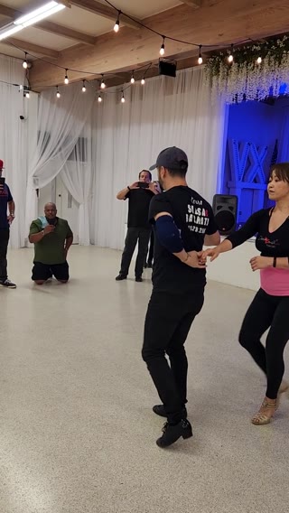 Salsa & Bachata Clip