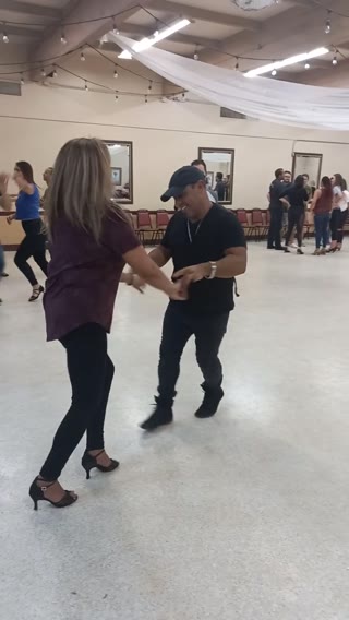 Salsa & Bachata Clip