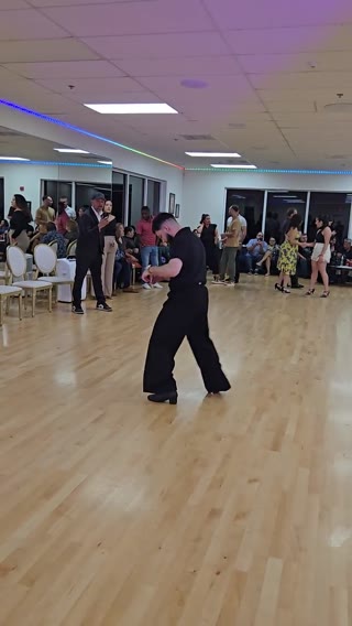 Salsa & Bachata Clip