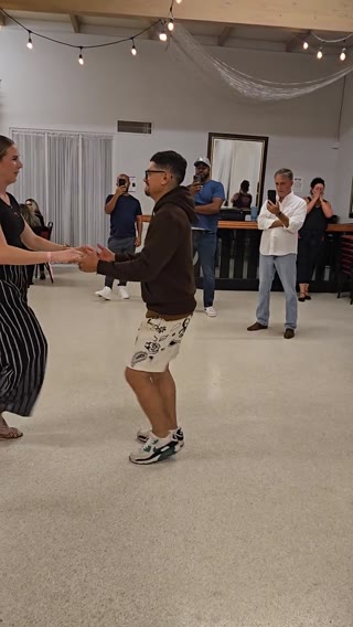 Salsa & Bachata Clip
