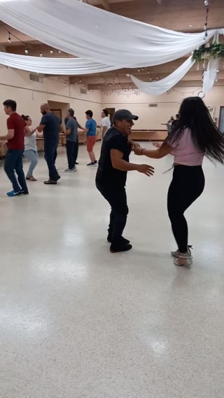 Salsa & Bachata Clip