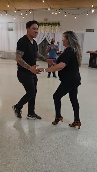 Salsa & Bachata Clip