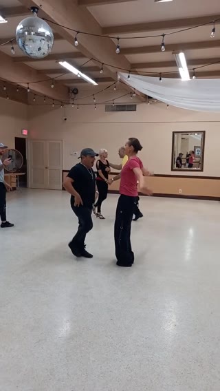 Salsa & Bachata Clip