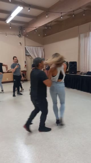 Salsa & Bachata Clip