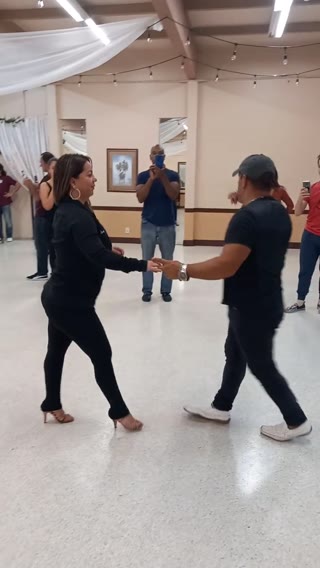 Salsa & Bachata Clip