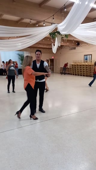 Salsa & Bachata Clip