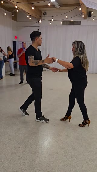 Salsa & Bachata Clip