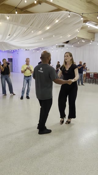 Salsa & Bachata Clip