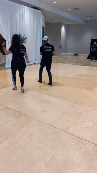 Salsa & Bachata Clip