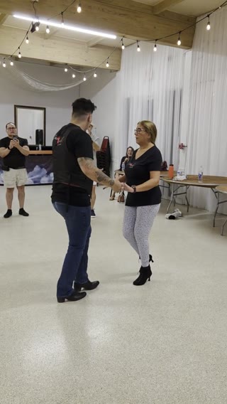 Salsa & Bachata Clip