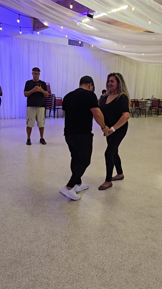 Salsa & Bachata Clip