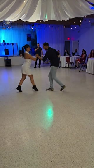 Salsa & Bachata Clip