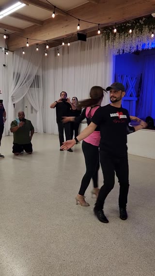 Salsa & Bachata Clip