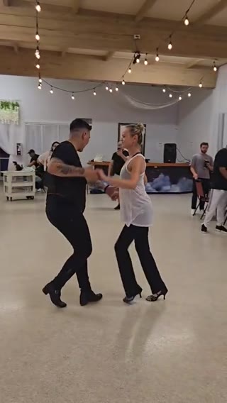 Salsa & Bachata Clip
