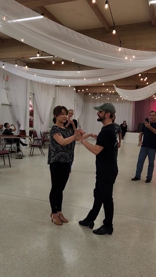 Salsa & Bachata Clip
