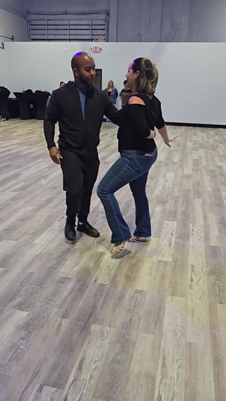 Salsa & Bachata Clip