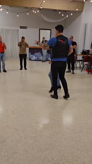 Salsa & Bachata Clip