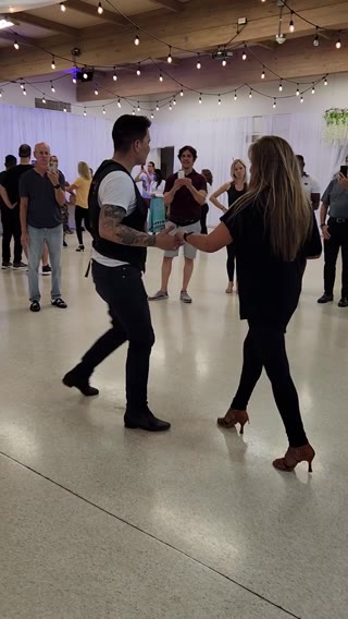 Salsa & Bachata Clip