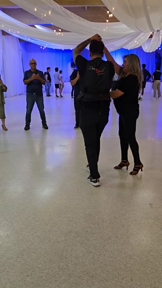Salsa & Bachata Clip
