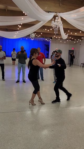 Salsa & Bachata Clip