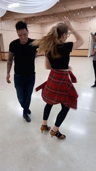 Salsa & Bachata Clip