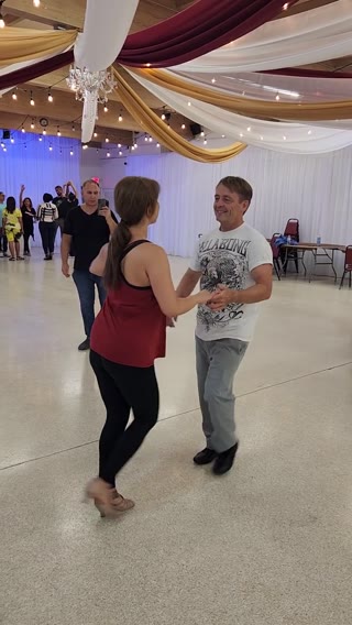 Salsa & Bachata Clip