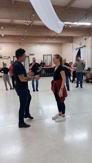 Salsa & Bachata Clip