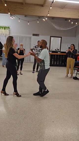 Salsa & Bachata Clip