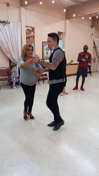 Salsa & Bachata Clip