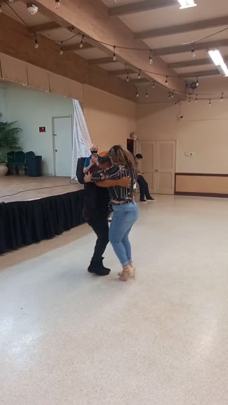 Salsa & Bachata Clip